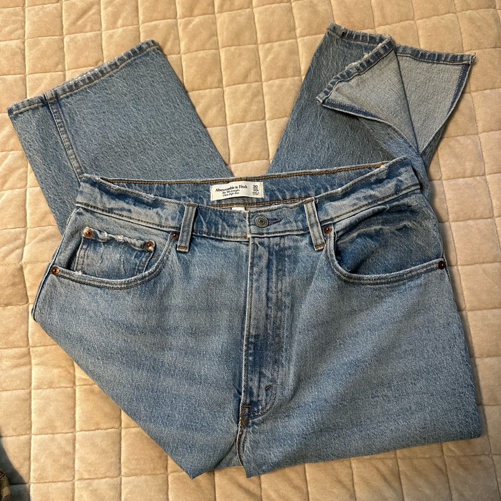 A&F Jeans - Picture 2 of 6